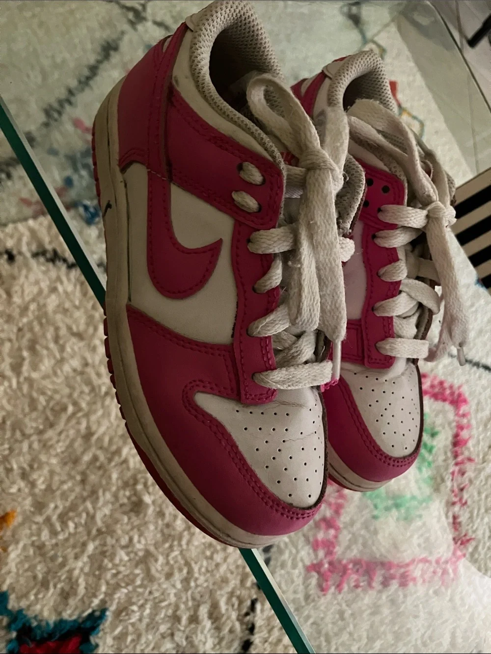 Nike Kids White and Pink Low-Top Sneakers